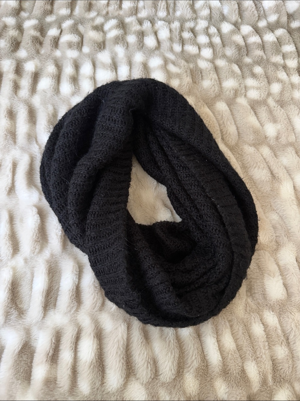 H&M tube scarf